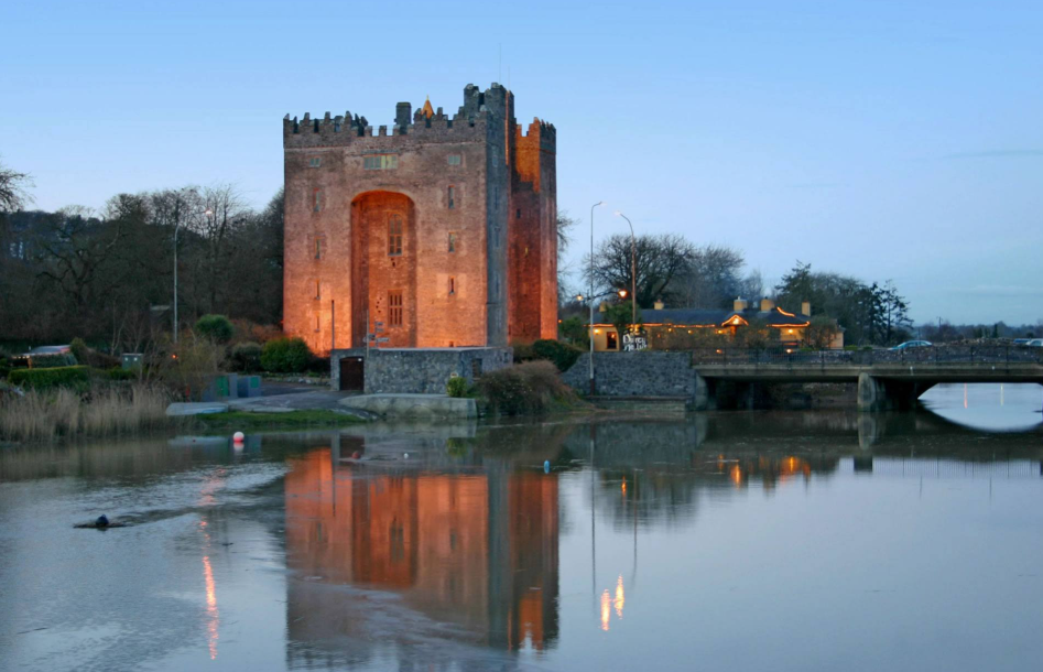 Bunratty Castle &amp; Folk Park, County Clare, Ireland